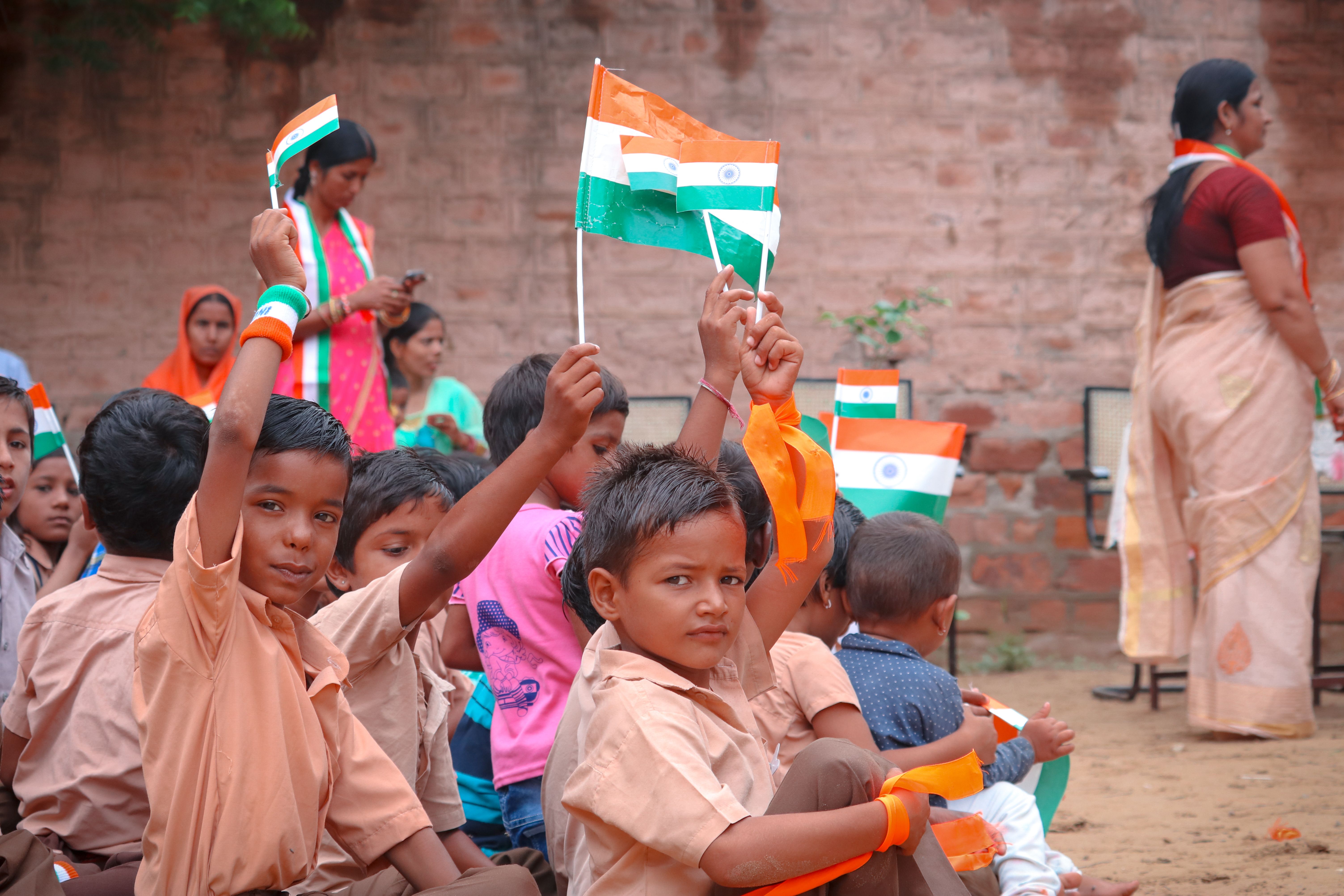 Children at a Medini Welfare Society learning center